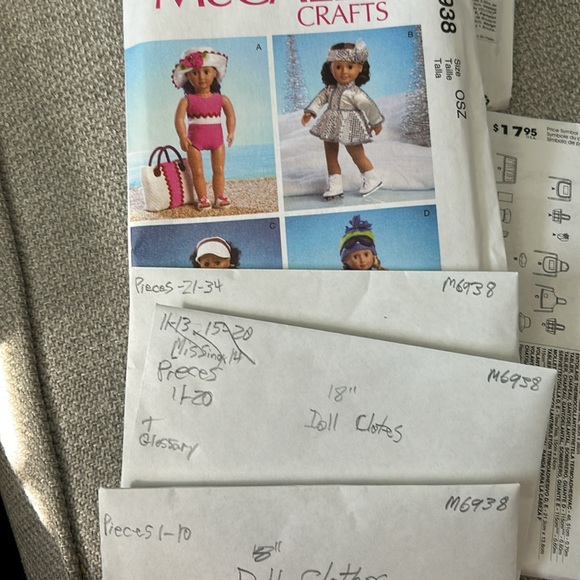 3 McCall’s doll clothes patterns - Picture 3 of 6